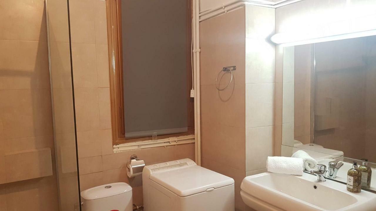 Violet Errathens Apartment - Athens Center, 7 Bd, 3 Bath Buitenkant foto