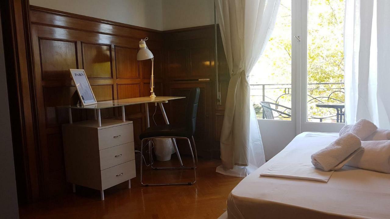 Violet Errathens Apartment - Athens Center, 7 Bd, 3 Bath Buitenkant foto